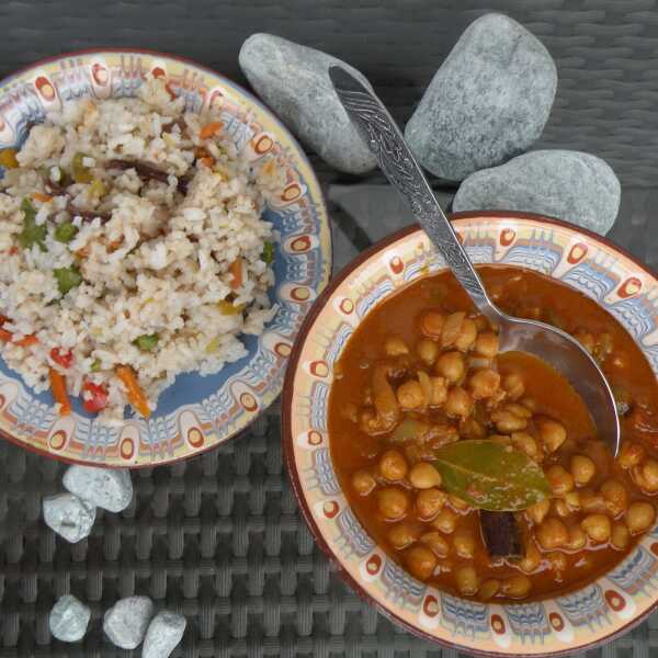 Curry z ciecierzycą - danie wegetariańskie