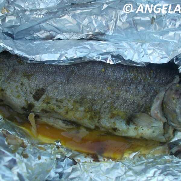 Pstrąg z grilla - Barbecue trout - Trota alla griglia