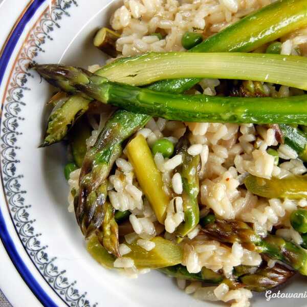 Risotto ze szparagami.