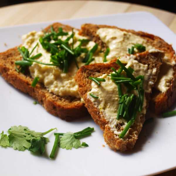 Pasta jajeczna - bajecznie prosta