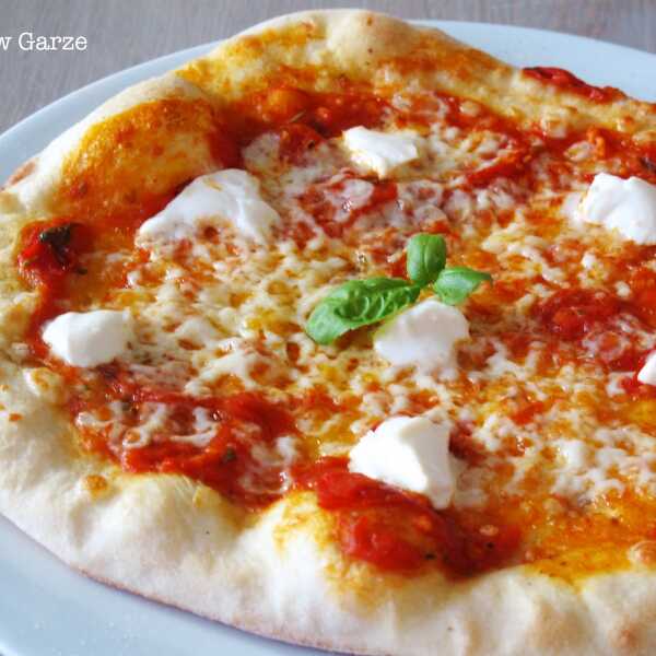 Pizza Margherita z mascarpone