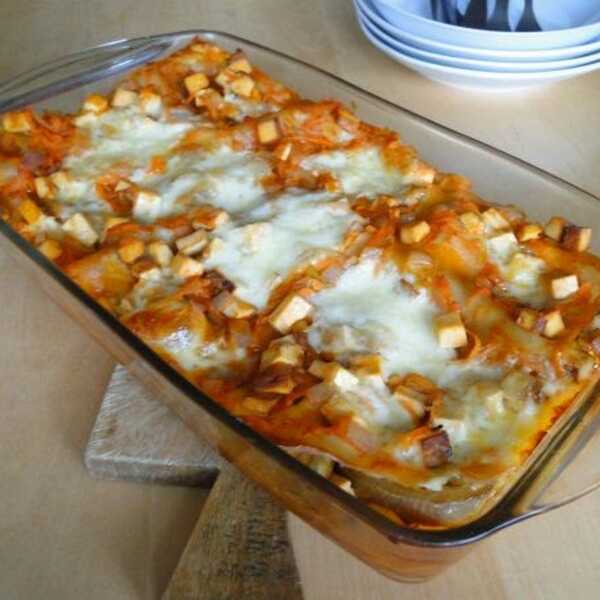 Lasagne z grillowanym bakłażanem i wędzonym tofu