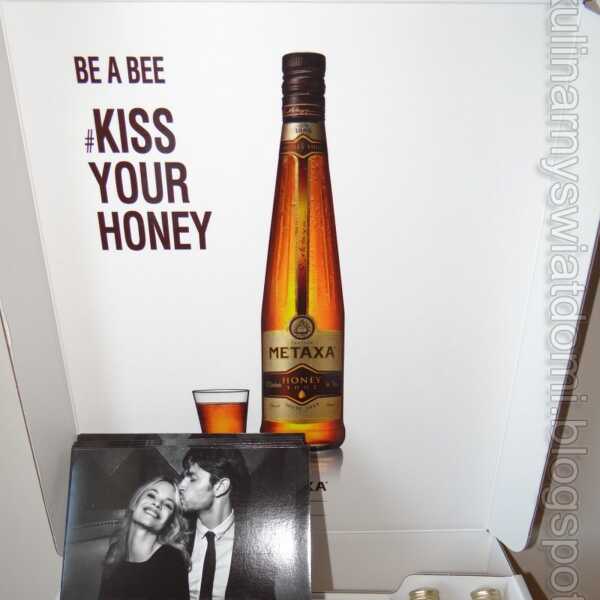 Metaxa Honey Shot - kampania Streetcom