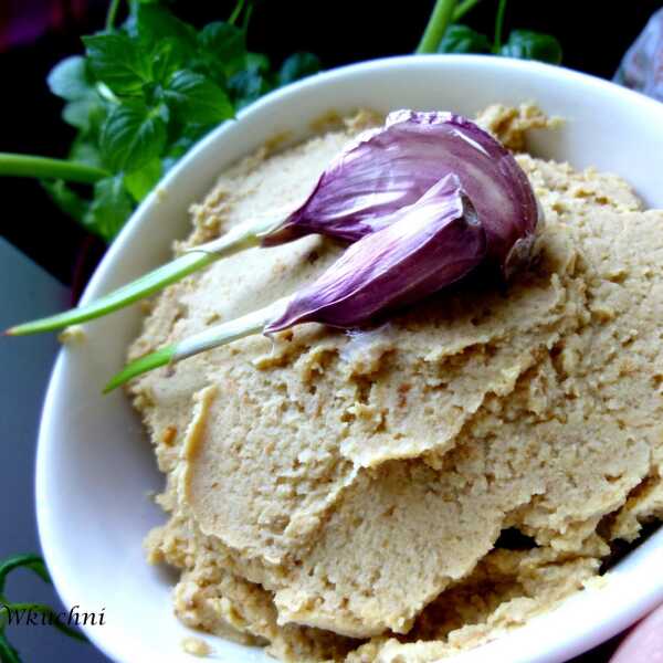 Domowy Hummus najlepszy! Libańska pasta z ciecierzycy