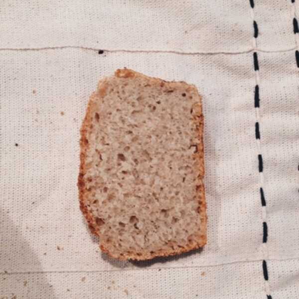 Chleb żytnio-pszenny na zakwasie, bez drożdży i wyrabiania.