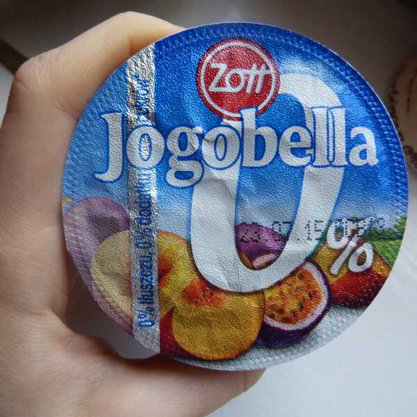 Jogurt Jogobella brzoskwinia-marakuja 0% + LBA