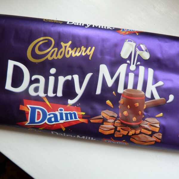 Czekolada Cadbury Dairy Milk Daim