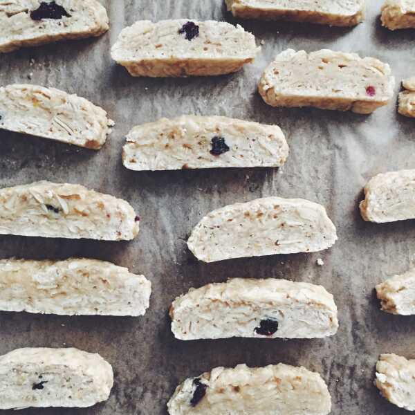 Wegańskie biscotti