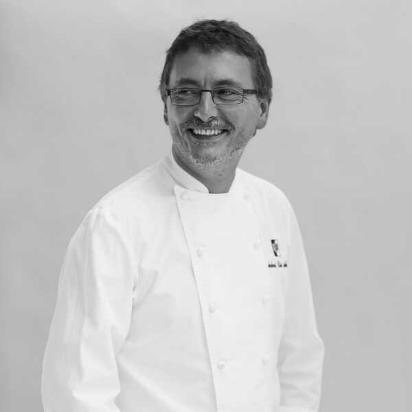 Rozmowa z Andonim Adurizem - szefem kuchni restauracji Mugartiz w Hiszpanii