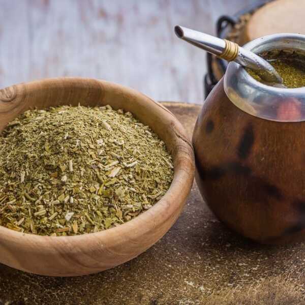 Yerba mate! Cóż to za wynalazek? Jakie ma wartości i jaką ma przewagę nad kawą?