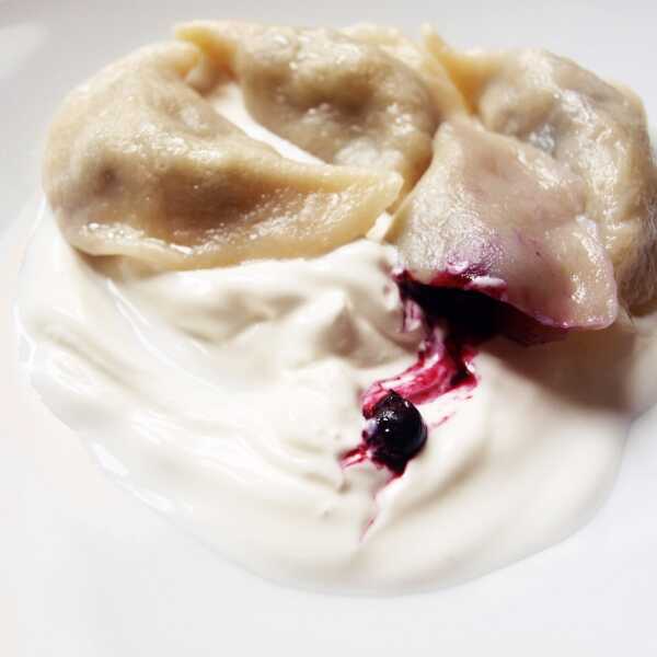 Pierogi z jagodami - smak dzieciństwa